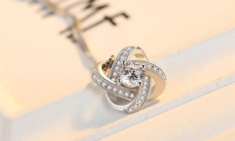 925 Silver Clover Zircon Necklace