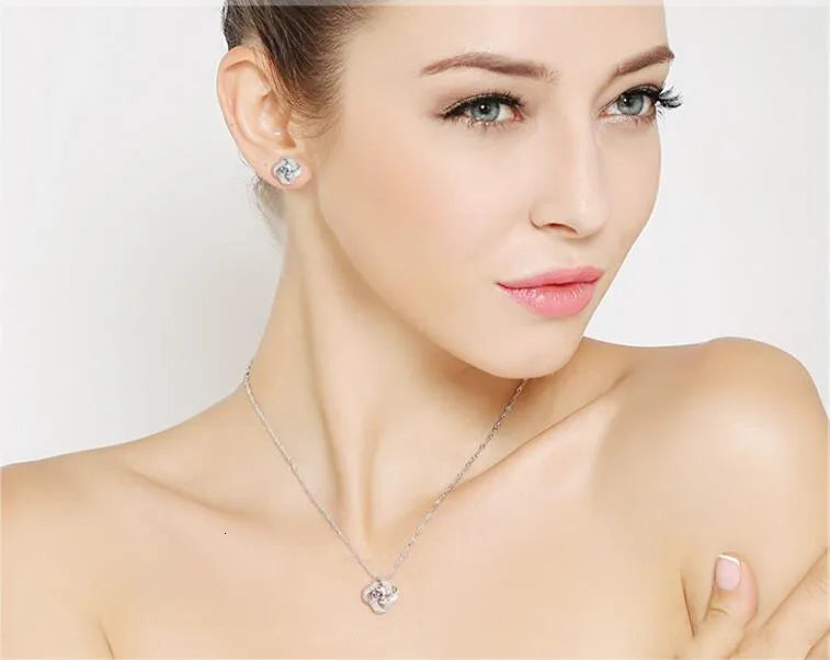 925 Silver Clover Zircon Necklace