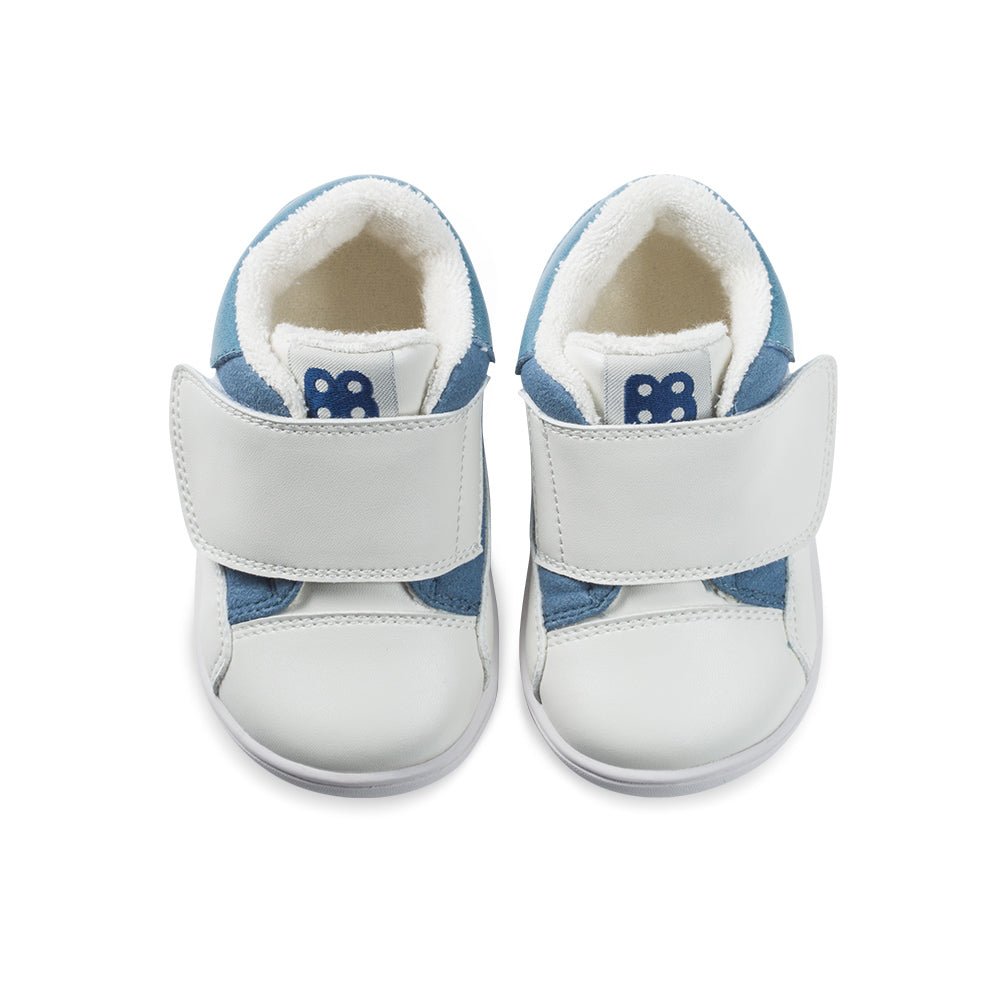 Adorables baskets montantes pour premiers pas