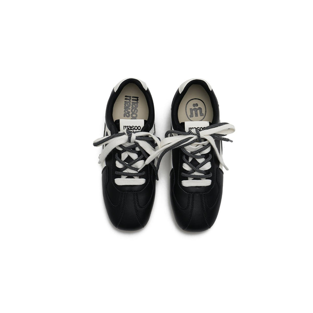 Women's Dual Lace GAT Flat Sneakers – Retro Minimalist Trainer Shoes